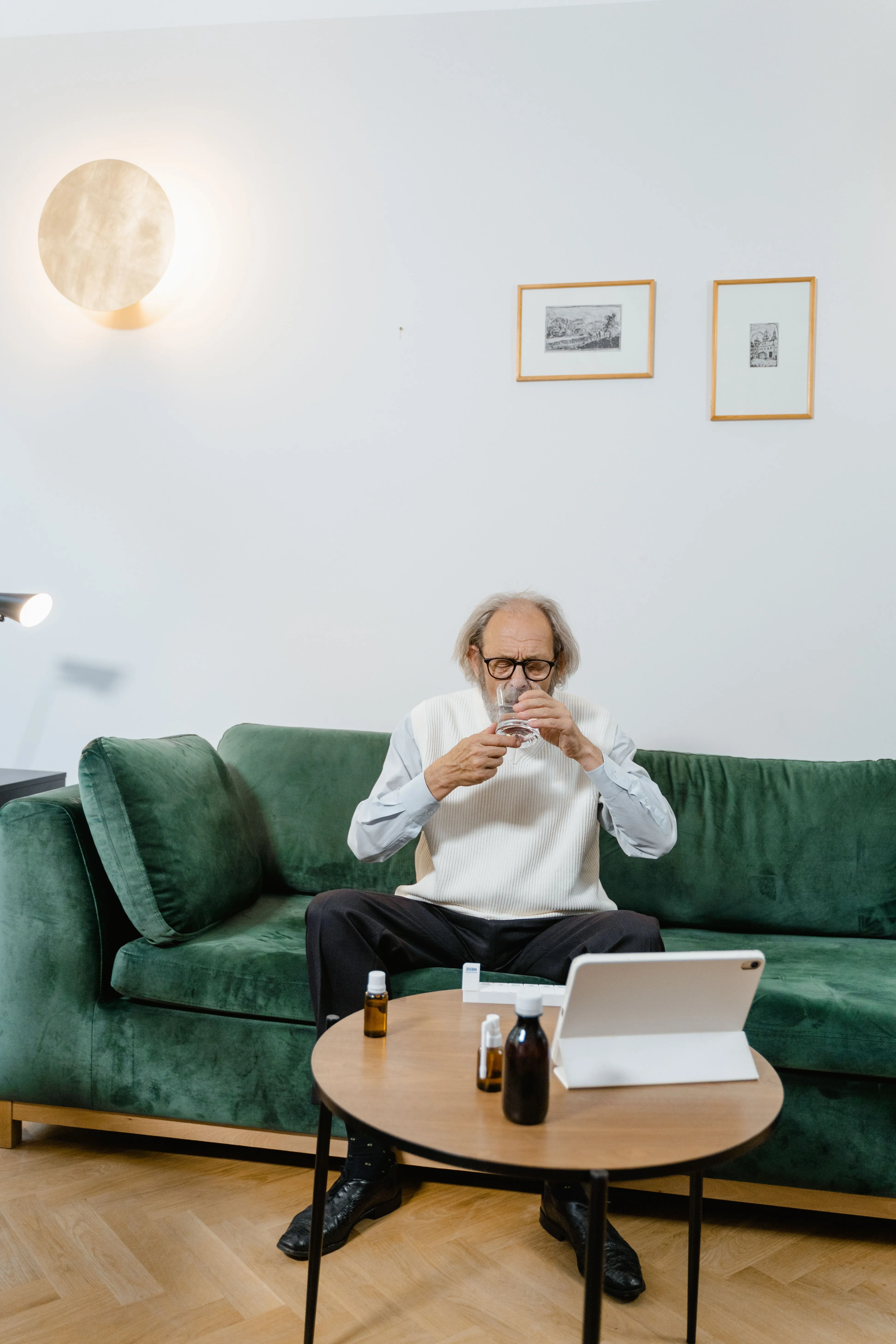 Calm telehealth consultation — Everpath Wellness medication management